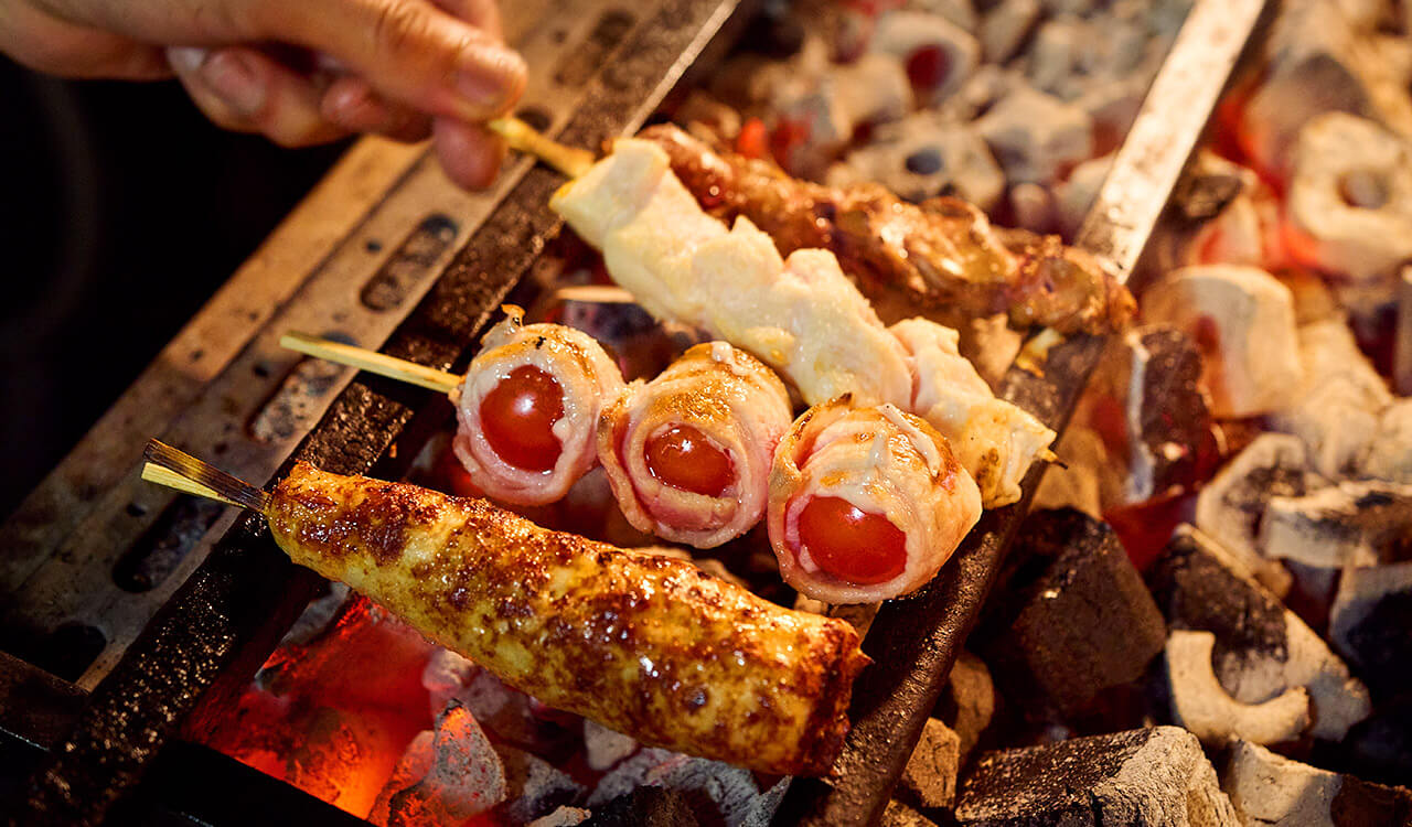 焼き鳥焼きシーン